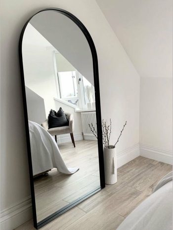 BLACK FULL LENGTH METAL MIRROR